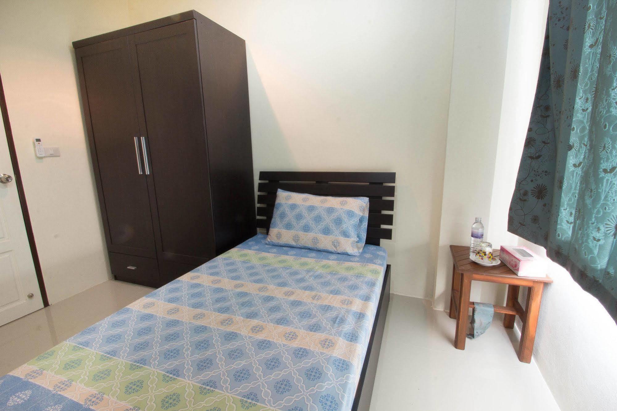 Nu Phuket Airport Residence Экстерьер фото