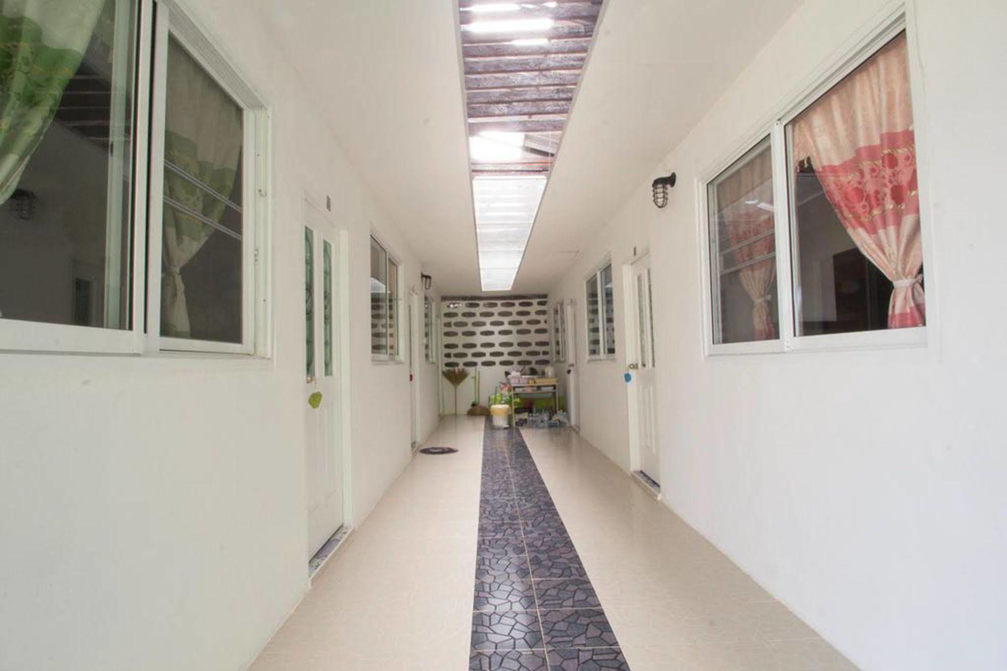 Nu Phuket Airport Residence Экстерьер фото