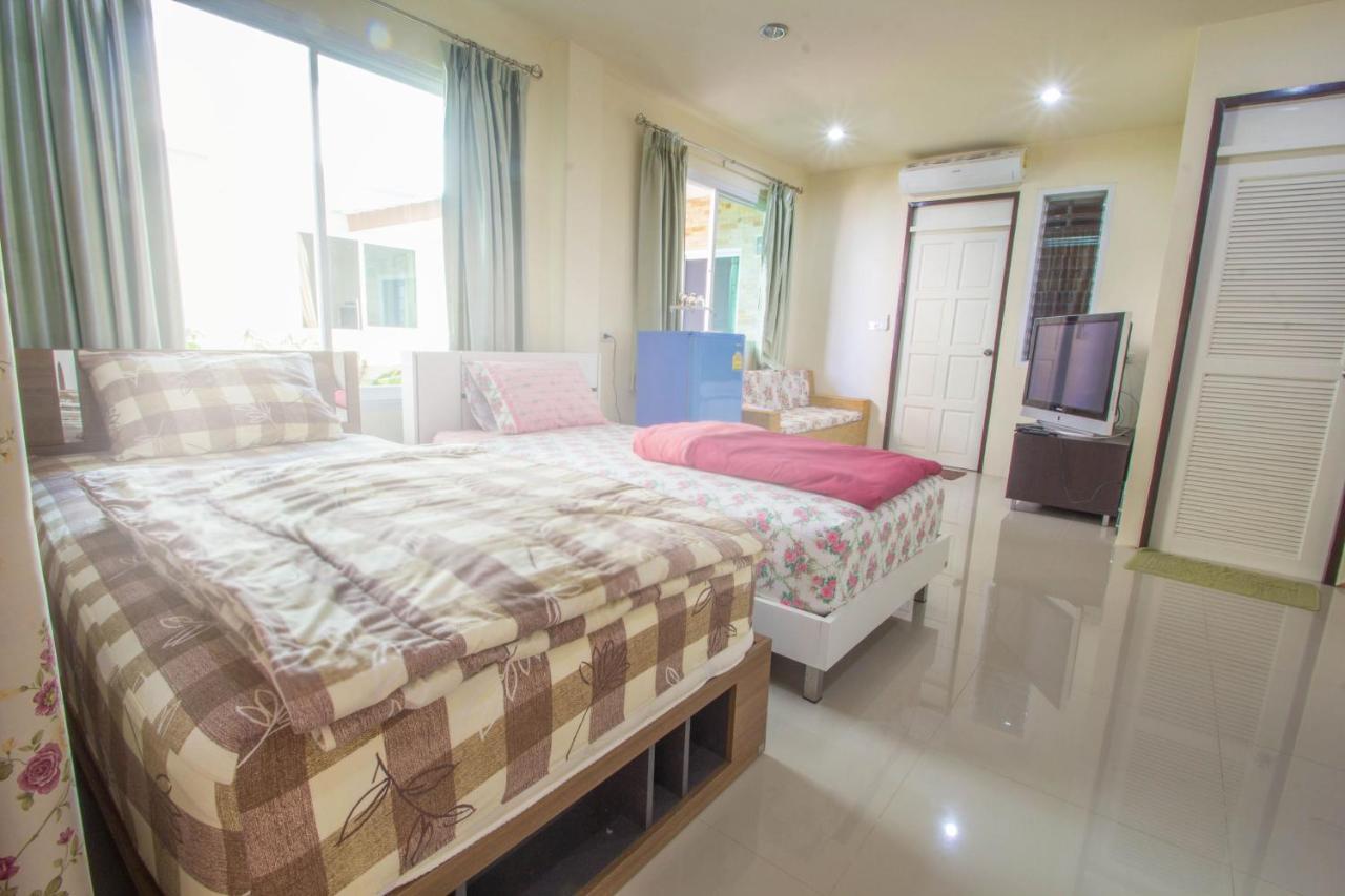 Nu Phuket Airport Residence Экстерьер фото
