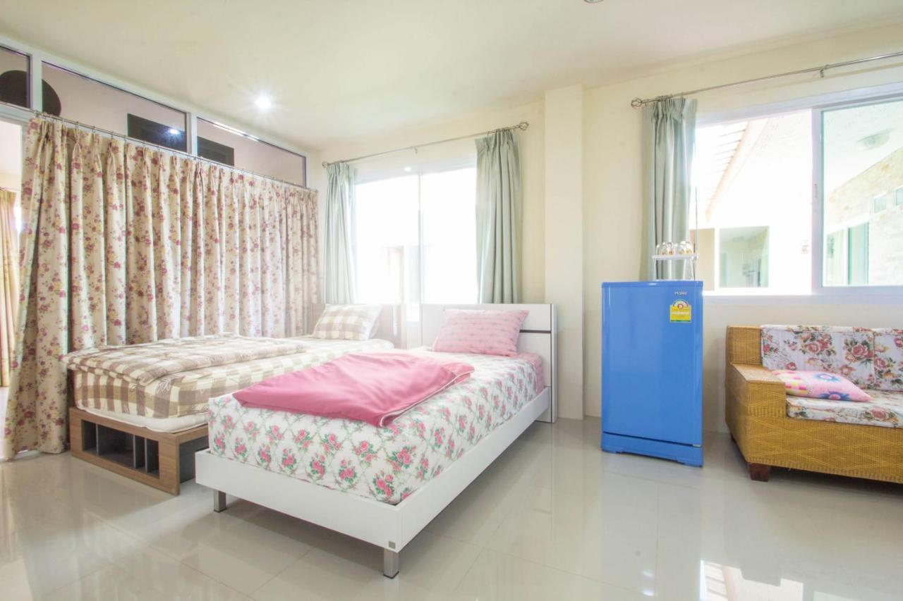 Nu Phuket Airport Residence Экстерьер фото